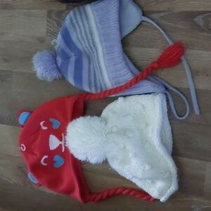 3 tuques 6-9 months old bundle
